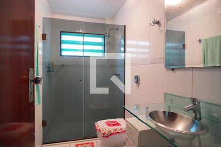 Casa à venda com 360m², 5 quartos e 5 vagasBanheiro Corredor