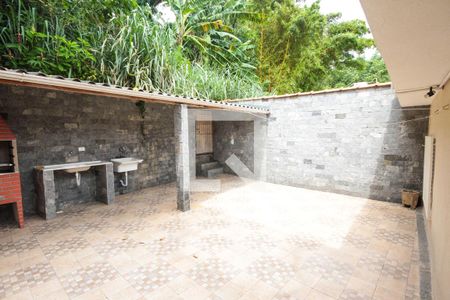 Casa para alugar com 80m², 1 quarto e sem vagaQuintal