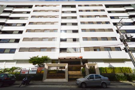 Apartamento para alugar com 62m², 2 quartos e 2 vagasFachada