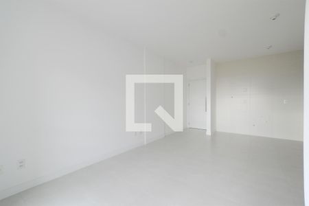 Sala de apartamento para alugar com 2 quartos, 62m² em Coloninha, Florianópolis