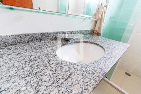 Banheiro da Suíte de casa à venda com 2 quartos, 40m² em Jardim Oriental, São Paulo