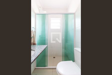 Banheiro da Suíte de casa à venda com 2 quartos, 40m² em Jardim Oriental, São Paulo