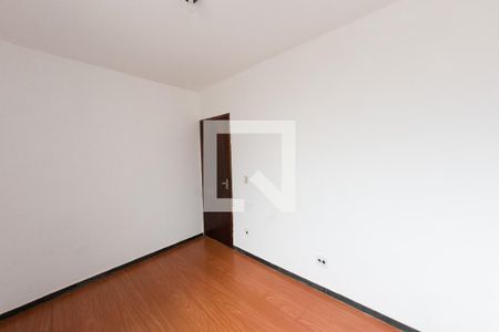 Quarto 2 de apartamento para alugar com 3 quartos, 67m² em Carlos Prates, Belo Horizonte