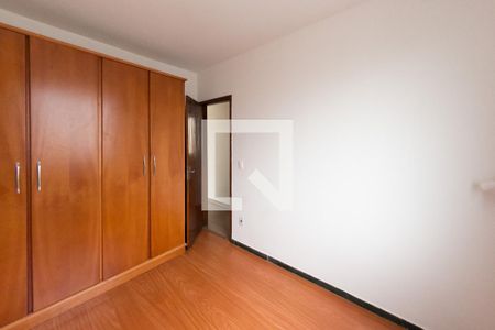 Quarto 1 de apartamento para alugar com 3 quartos, 67m² em Carlos Prates, Belo Horizonte