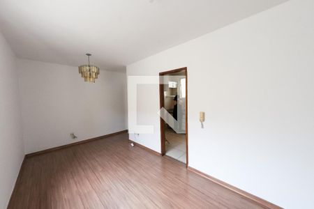 Sala de apartamento para alugar com 3 quartos, 67m² em Carlos Prates, Belo Horizonte