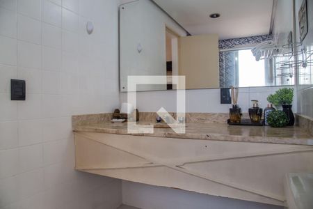 Banheiro da suíte de apartamento para alugar com 1 quarto, 48m² em Centro, Ribeirão Preto