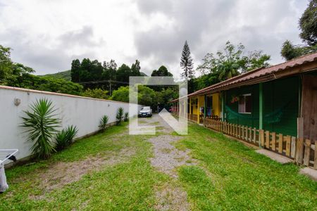 Casa para alugar com 62m², 2 quartos e 1 vaga Casa para alugar com 62m², 2 quartos e 1 vagaPátio