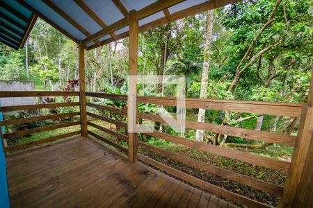 Casa para alugar com 62m², 2 quartos e 1 vaga Casa para alugar com 62m², 2 quartos e 1 vagaVaranda