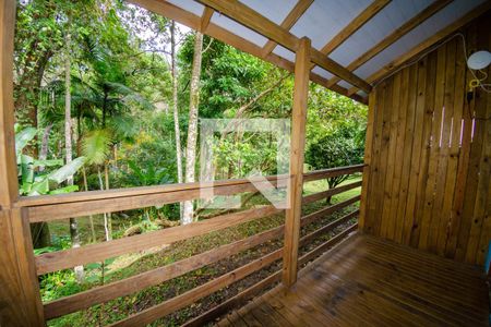 Casa para alugar com 62m², 2 quartos e 1 vaga Casa para alugar com 62m², 2 quartos e 1 vagaVaranda