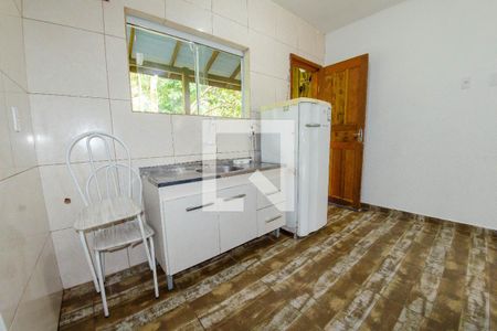 Casa para alugar com 62m², 2 quartos e 1 vaga Casa para alugar com 62m², 2 quartos e 1 vagaCozinha