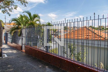 Casa à venda com 240m², 2 quartos e 2 vagasFachada