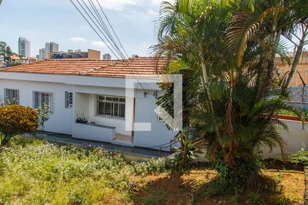Casa à venda com 240m², 2 quartos e 2 vagasQuintal