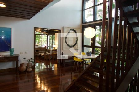 Sala entrada  de casa à venda com 5 quartos, 610m² em Jardim Botânico, Rio de Janeiro