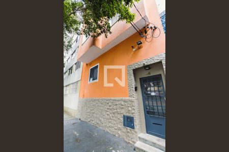 Apartamento à venda com 44m², 1 quarto e sem vaga Apartamento à venda com 44m², 1 quarto e sem vagaFachada