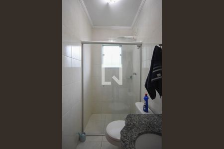 Casa à venda com 175m², 3 quartos e 2 vagasBanheiro suíte 2