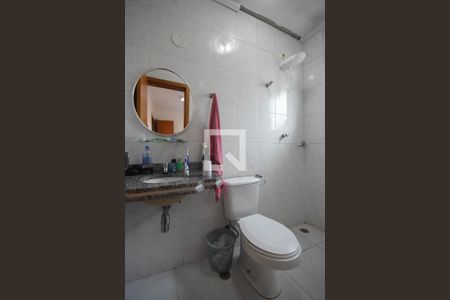 Casa à venda com 175m², 3 quartos e 2 vagasBanheiro suíte 1