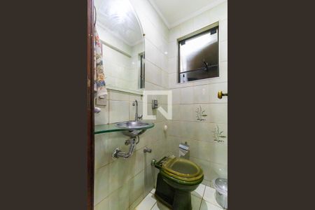 Lavabo de apartamento à venda com 3 quartos, 147m² em Cambuí, Campinas