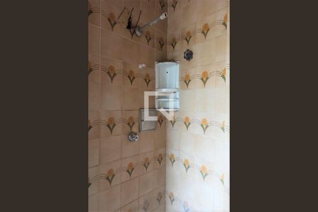 Apartamento à venda com 85m², 2 quartos e sem vaga Apartamento à venda com 85m², 2 quartos e sem vagaBanheiro Social