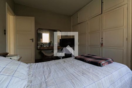 Casa à venda com 240m², 2 quartos e 3 vagas Casa à venda com 240m², 2 quartos e 3 vagasQuarto Suíte