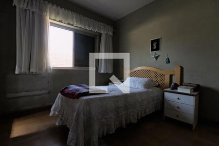 Casa à venda com 240m², 2 quartos e 3 vagas Casa à venda com 240m², 2 quartos e 3 vagasQuarto Suíte