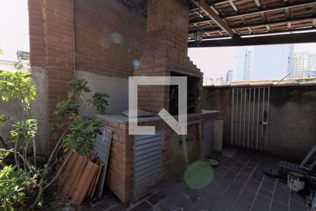 Casa à venda com 240m², 2 quartos e 3 vagas Casa à venda com 240m², 2 quartos e 3 vagasChurrasqueira