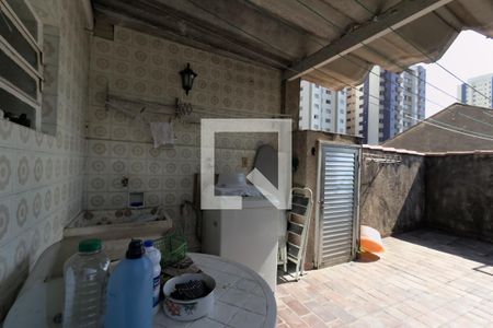 Casa à venda com 240m², 2 quartos e 3 vagas Casa à venda com 240m², 2 quartos e 3 vagasÁrea de Serviço
