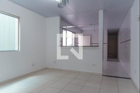 Casa para alugar com 130m², 2 quartos e 1 vagaSala