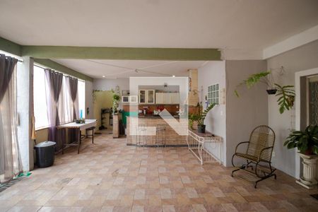 Casa à venda com 120m², 2 quartos e 7 vagasChurrasqueira