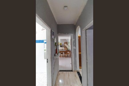 Casa à venda com 120m², 2 quartos e 7 vagasCorredor