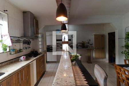 Casa à venda com 120m², 2 quartos e 7 vagasCozinha