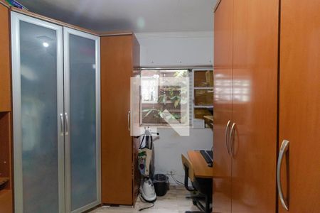 Casa à venda com 120m², 2 quartos e 7 vagasSuíte