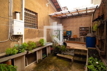 Casa à venda com 120m², 2 quartos e 7 vagasÁrea de Luz