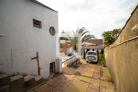 Casa à venda com 120m², 2 quartos e 7 vagasQuintal