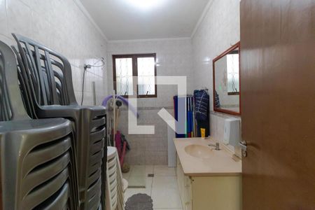 Casa à venda com 120m², 2 quartos e 7 vagasBanheiro 02