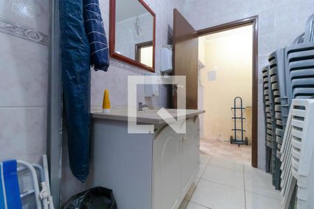 Casa à venda com 120m², 2 quartos e 7 vagasBanheiro 02