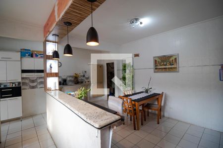 Casa à venda com 120m², 2 quartos e 7 vagasCozinha