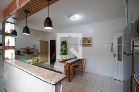 Casa à venda com 120m², 2 quartos e 7 vagasCozinha