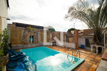 Casa à venda com 120m², 2 quartos e 7 vagasPiscina