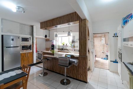 Casa à venda com 120m², 2 quartos e 7 vagasCozinha