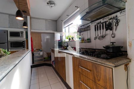 Casa à venda com 120m², 2 quartos e 7 vagasCozinha