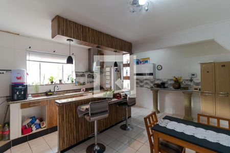 Casa à venda com 120m², 2 quartos e 7 vagasCozinha