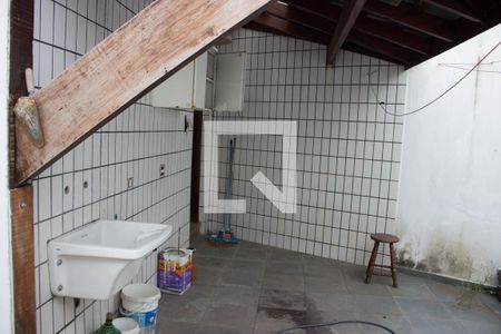Casa para alugar com 400m², 3 quartos e 4 vagas Casa para alugar com 400m², 3 quartos e 4 vagasLavanderia