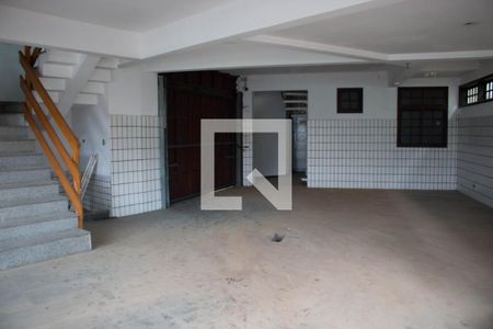 Casa para alugar com 400m², 3 quartos e 4 vagas Casa para alugar com 400m², 3 quartos e 4 vagasLaleira