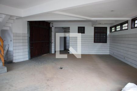 Casa para alugar com 400m², 3 quartos e 4 vagas Casa para alugar com 400m², 3 quartos e 4 vagasLaleira