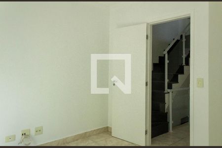 Casa de condomínio para alugar com 125m², 3 quartos e 2 vagas Casa de condomínio para alugar com 125m², 3 quartos e 2 vagasQuarto