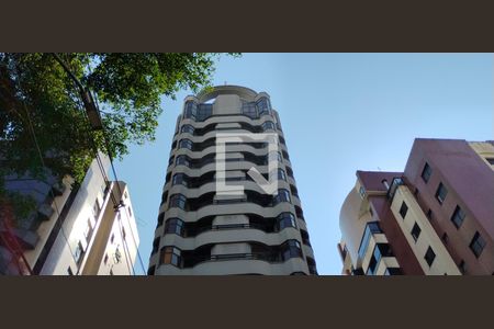 Apartamento para alugar com 38m², 1 quarto e 1 vaga Apartamento para alugar com 38m², 1 quarto e 1 vagaFachada