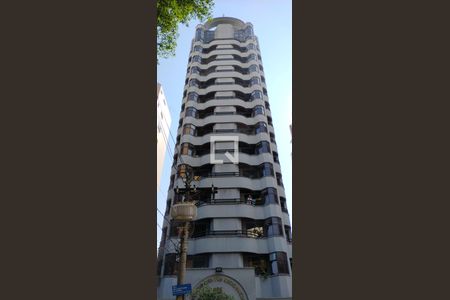 Apartamento para alugar com 38m², 1 quarto e 1 vaga Apartamento para alugar com 38m², 1 quarto e 1 vagaFachada