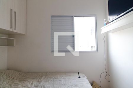 Quarto 2 de apartamento para alugar com 2 quartos, 46m² em Vila Santa Clara, São Paulo