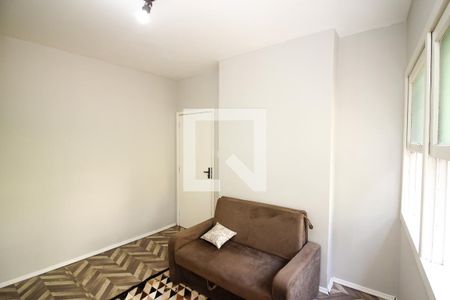 Quarto de kitnet/studio para alugar com 1 quarto, 28m² em Centro Histórico, Porto Alegre