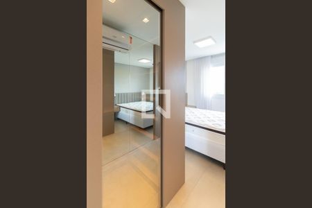 Apartamento para alugar com 58m², 2 quartos e 1 vagaCloset do Quarto 2